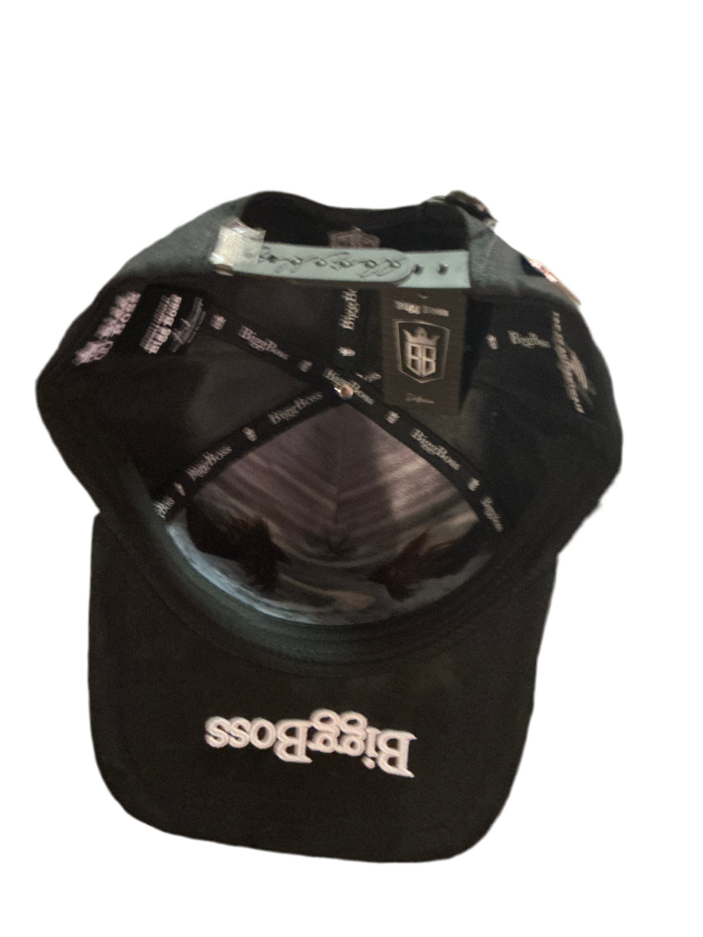 Bigg boss gallo oscuro