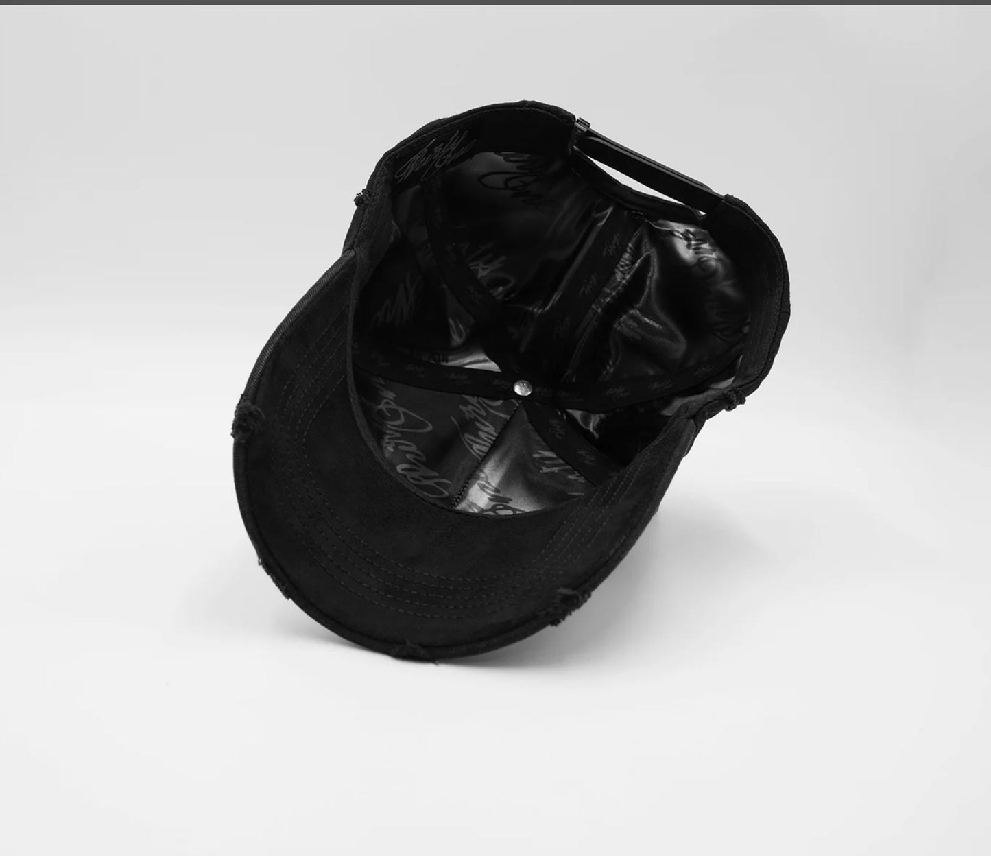 31 hats FADE TO BLACK (take notes drop)